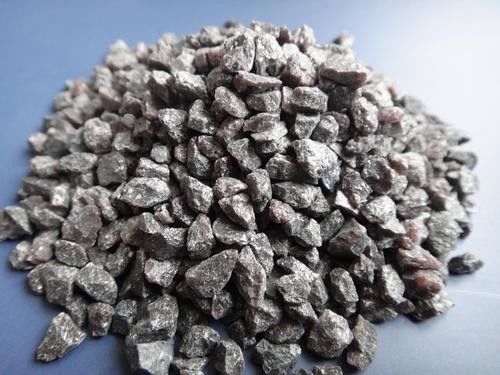 Наклонная печь Бармаковая дробилка Коричневая расплавленная алюминия 95% для огнеупорных материалов Кирпичи и металлические изделия